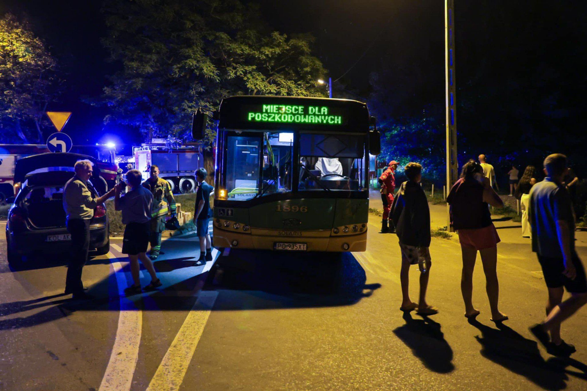 Wielki pożar bloku w Poznaniu. 82 osoby ewakuowane