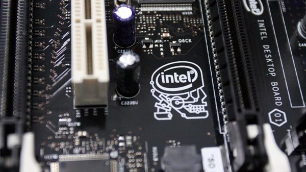 Pierwsze testy podwójnego Nehalema 1