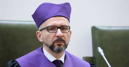 Spór w Sądzie Najwyższym. Sędzia odcina się od "upoważnienia" Manowskiej