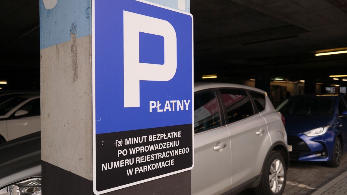 Płatny parking w Galerii Gala