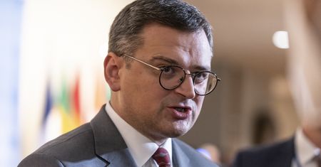 Szef ukraińskiej dyplomacji: Konieczny pilny szczyt NATO z naszym udziałem