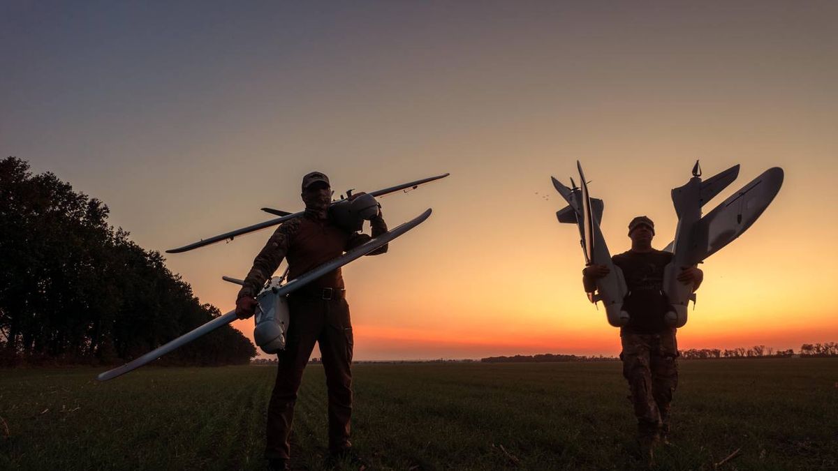 Operatorzy dronów, należący do wywiadu wojskowego Ukrainy (HUR)