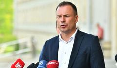 Poseł Piotr Borys od dziesięciu miesięcy czeka na rozpoczęcie procesu z TVP