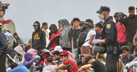 Puścili tysiące migrantów. Maroko mówi o motywach