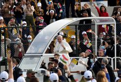 Papież Franciszek spotkał się z wiernymi w Iraku. Tłumy na spotkaniu w Karakosz