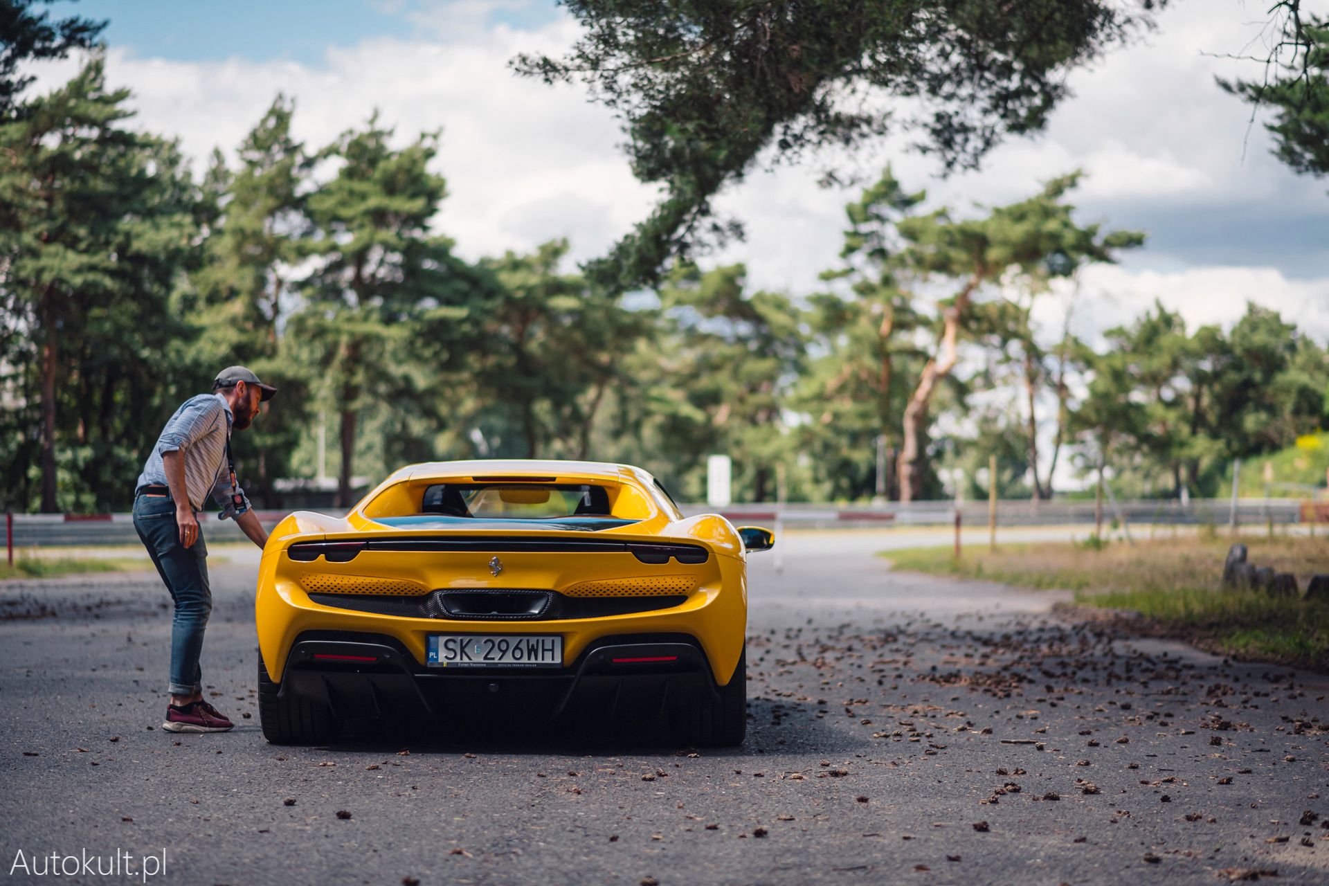 Ferrari 296 GTB (2022)