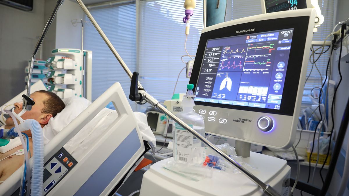 Koronawirus w Polsce. Nowa strategia komunikacyjna Ministerstwa Zdrowia