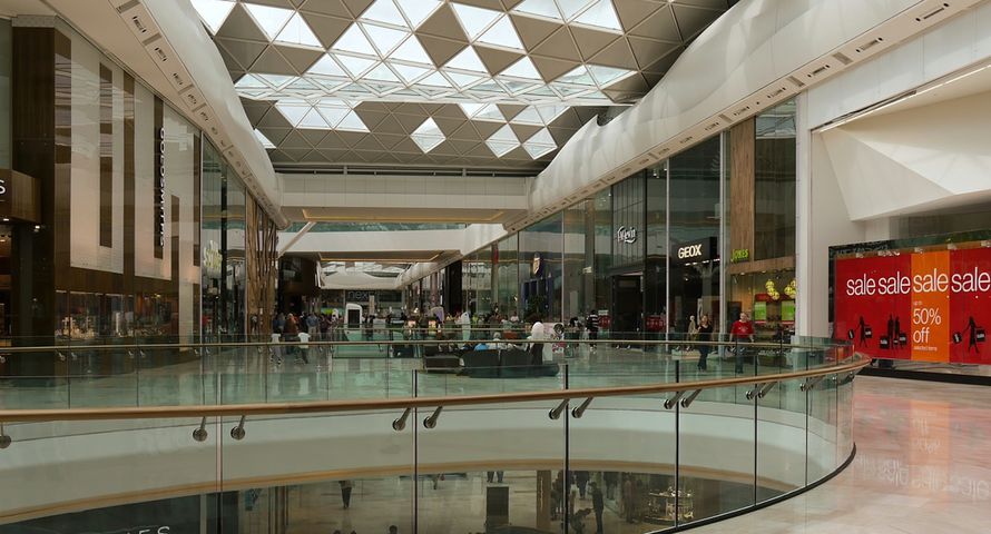 Ubywa klientów w centrach handlowych. W tych regionach największe spadki