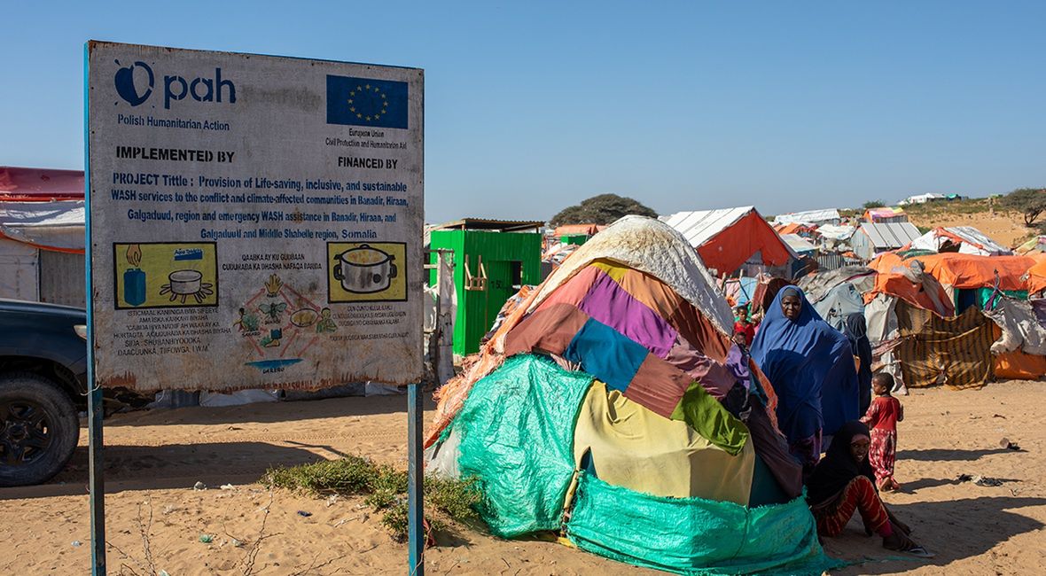 Polska Akcja Humanitarna niesie pomoc w obozach dla uchodźców w Somalii