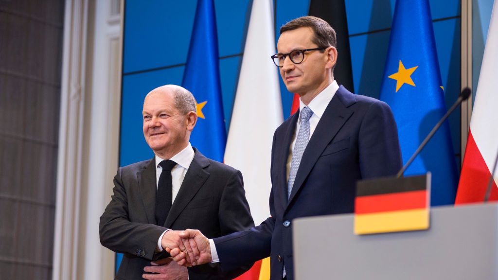 Olaf Scholz i Mateusz Morawiecki