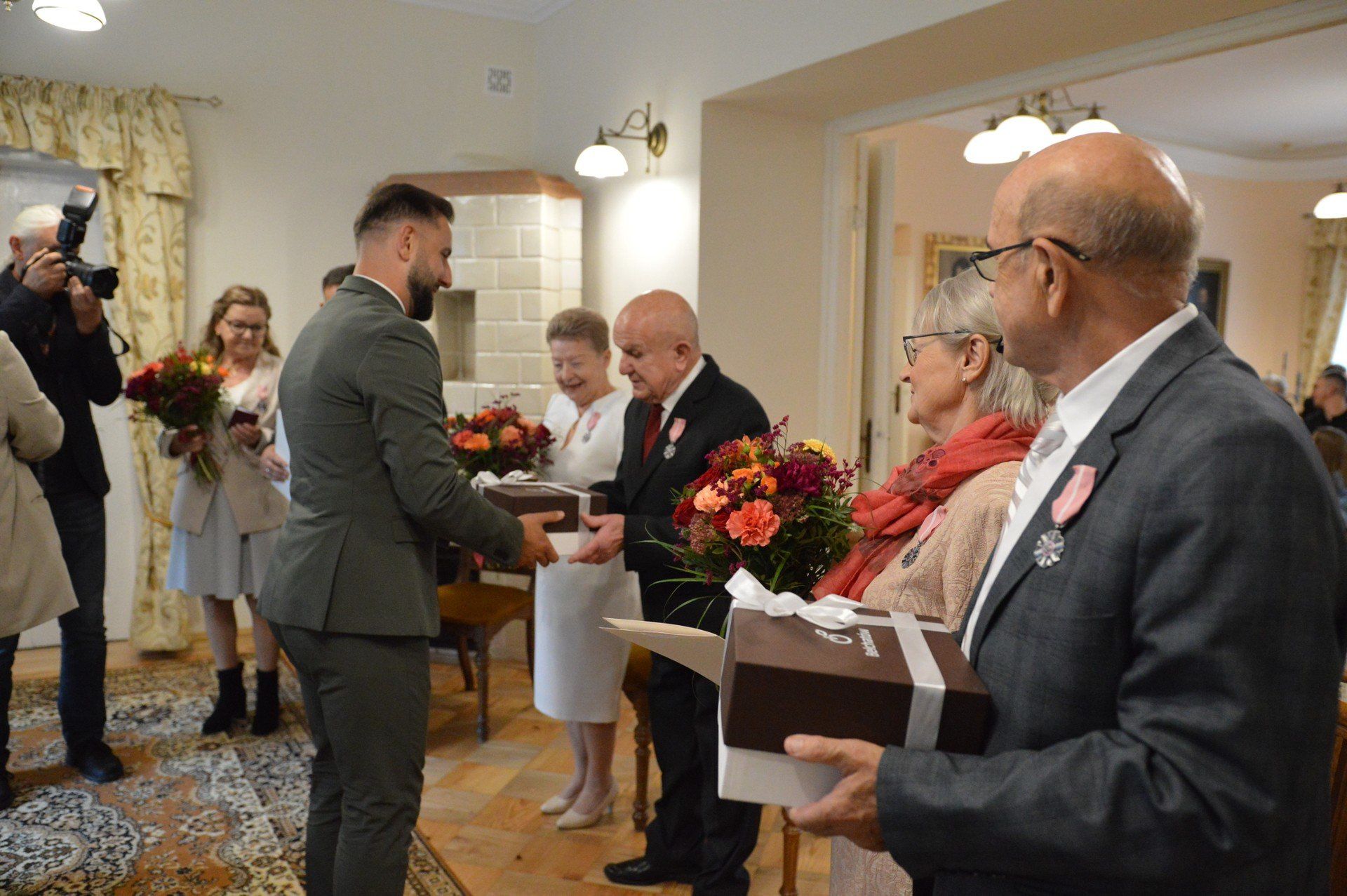 Dzisiaj medale za długoletnie pożycie małżeńskie odebrało siedem bełchatowskich par