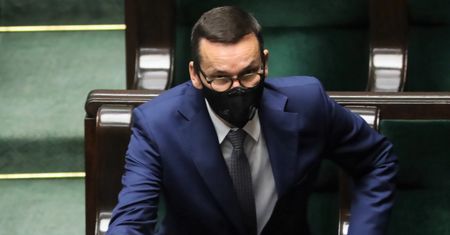 Mit Morawieckiego rąbnął w ścianę. Mocno się kruszy [OPINIA]