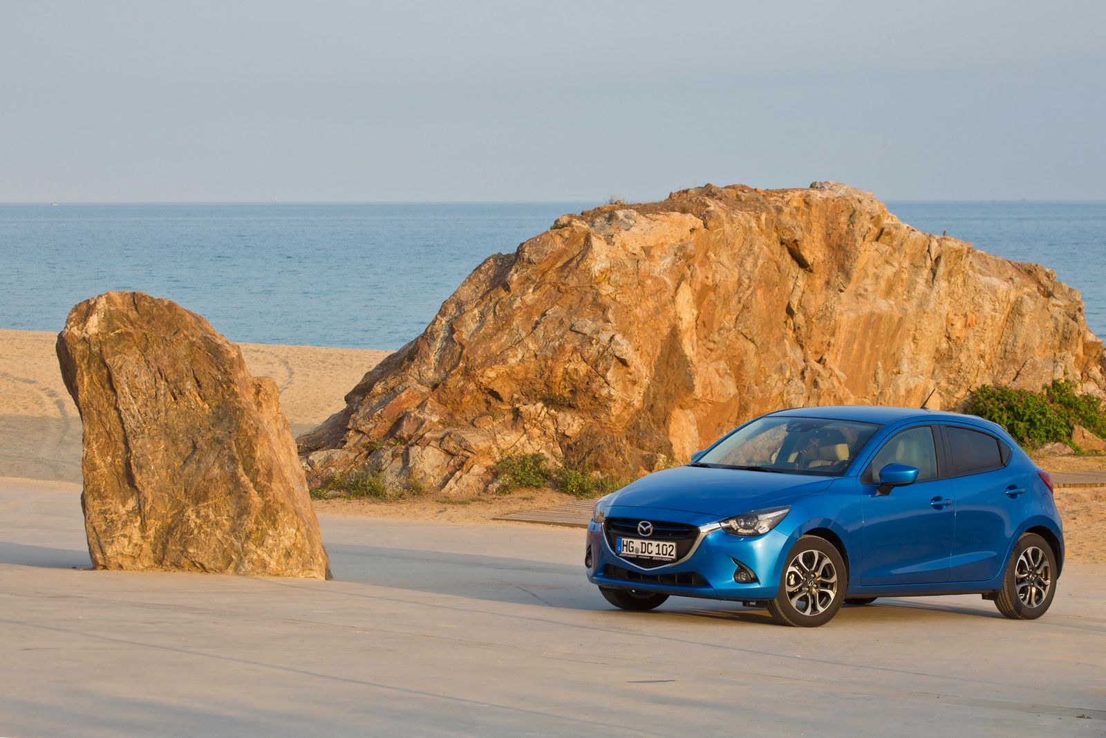 Europejska Mazda 2 – obszerna galeria zdjęć 26