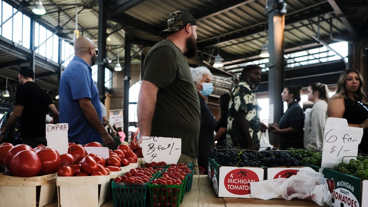 Shoppers At Eastern Market As Food Inflation Takes Toll On US consumers
Customers shop for produce at the Eastern Market in Detroit, Michigan, US, on Saturday, Sept. 17, 2022. Despite slowing inflation and falling gas prices in August, US shoppers felt little relief as higher food bills forced many to recalibrate their spending patterns. Photographer: Matthew Hatcher/Bloomberg via Getty Images
Bloomberg
u.s.a., americas, shop, shoppers, us, u.s., shops, shopper, north american, united states of america, detroit, consumer staples, business news, american, food inflation, consumer goods, industries