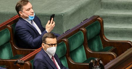 Ziobro odpowiedział Morawieckiemu. "To frontalny atak na premiera"