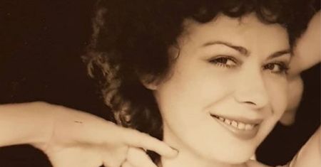 Kochała tylko żonatych mężczyzn. O mężczyznę życia walczyła przez siedem lat. Gdy brała z nim ślub, musiała wybaczyć mu zdradę