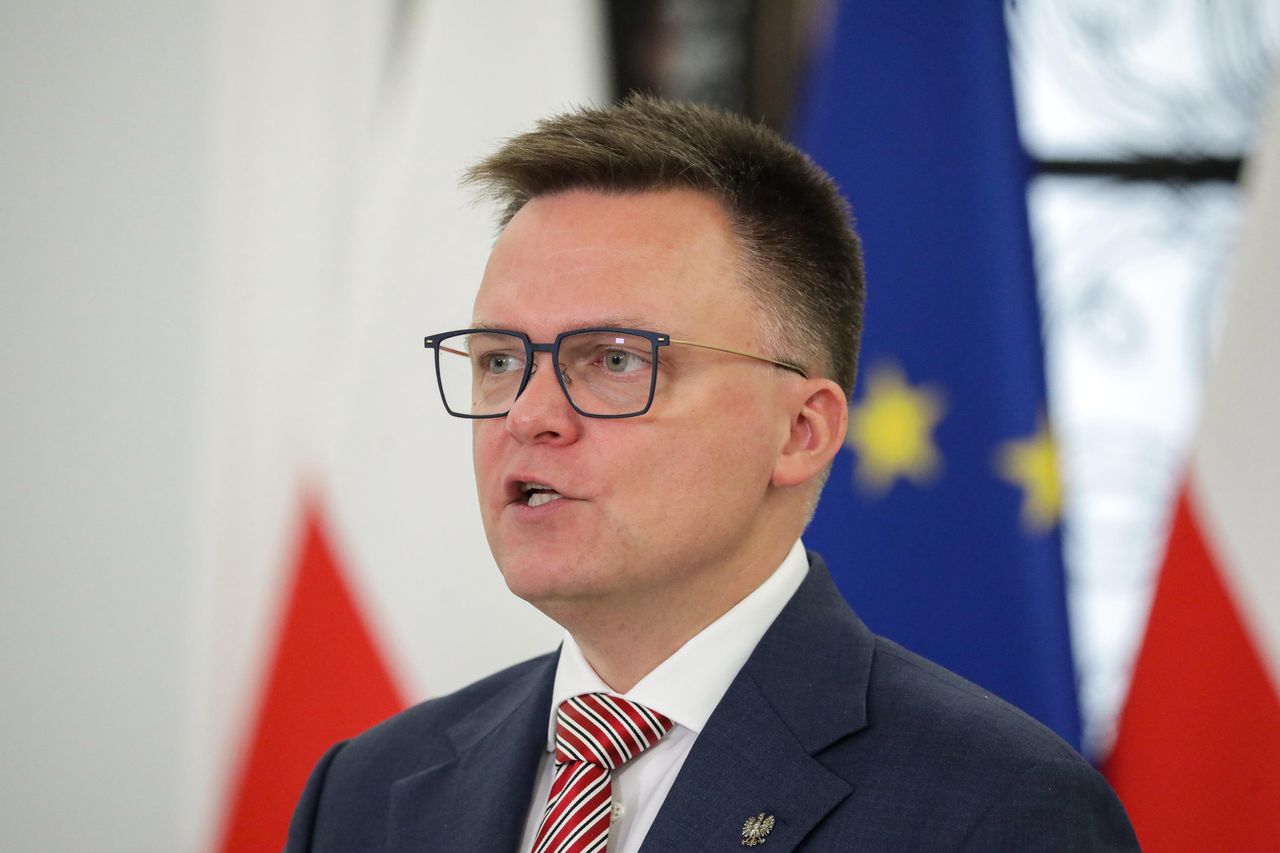 "Niedopuszczalne". Tłumaczenia Hołowni ws. przesłuchania