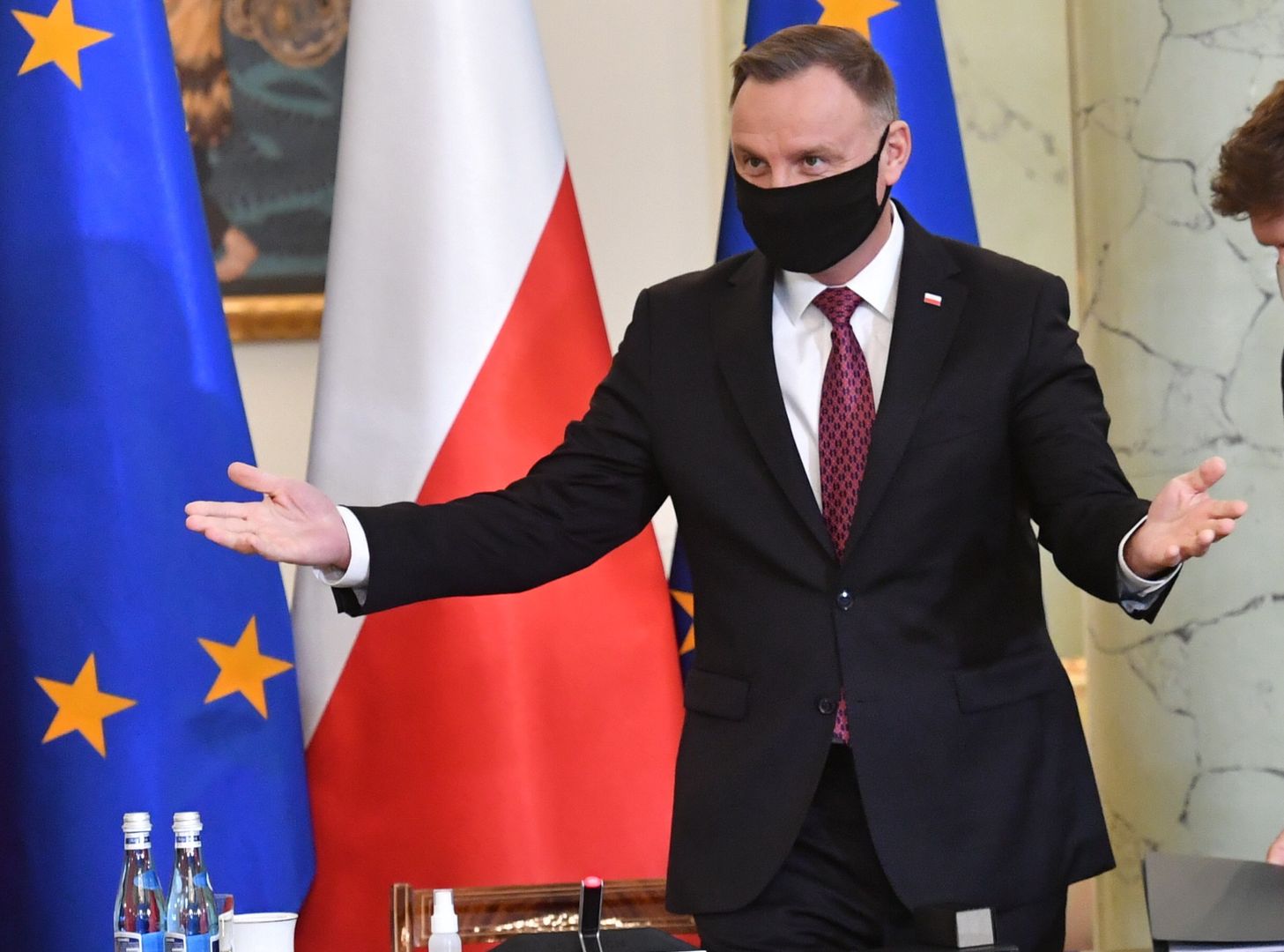 "Zupełne pokonanie koronawirusa". Duda podał termin