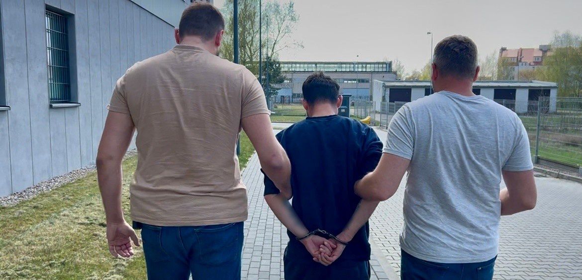 Policja zatrzymała Gruzina, który oszukiwał metodą na BLIK-a