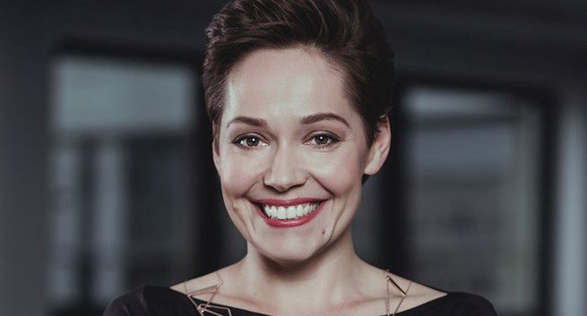 Karolina Wierzbińska na czele nowego portalu o zdrowym stylu życia od Spark and Mortar