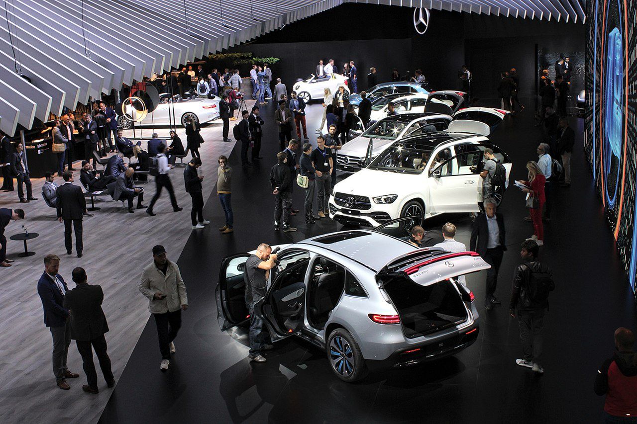 Paris Motor Show odwołane. Pozostają imprezy poboczne