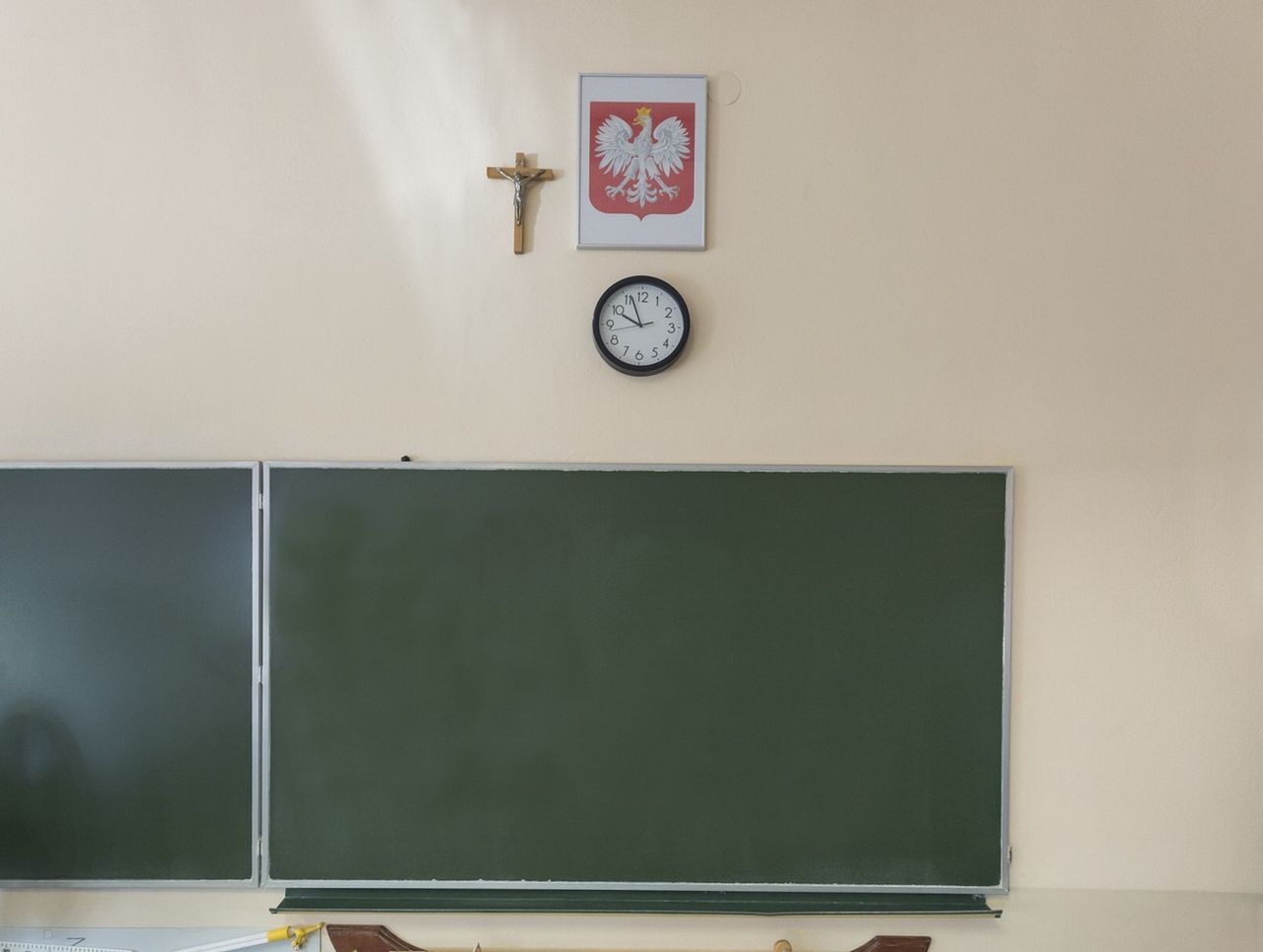 Szkoła. Koronawirus w podstawówce. Zakażony ksiądz uczył religii