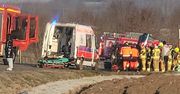 Zarajec: Wypadek na DW 848. Audi wpadło do rowu i uderzyło w przepust