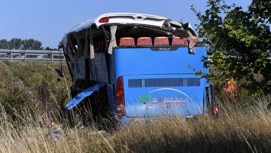 A1: Po wypadku autokaru z dziećmi kierowca został zatrzymany