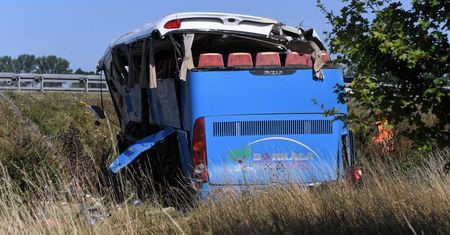 A1. Wypadek autokaru z dziećmi. Prokuratura postawiła kierowcy zarzut