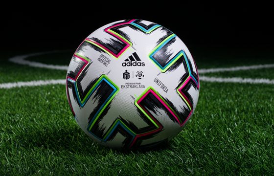 Kluby Ekstraklasy: 201 mln zł z transmisji, najbogatsza Legia przed Lechią i Lechem