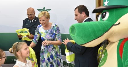 Agata Duda i Smok Wawelski uczą dzieci o bezpieczeństwie drogowym (ZDJĘCIA)