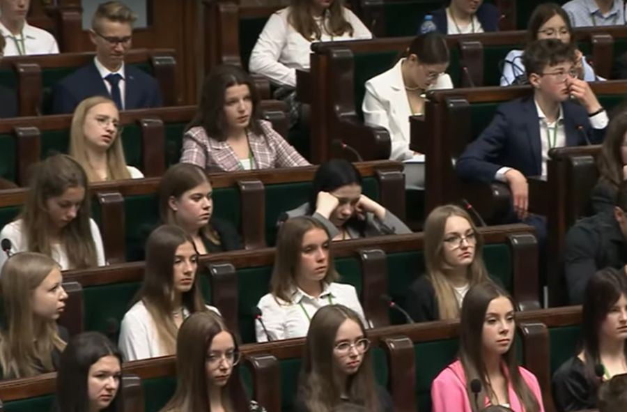 Szymon Hołownia upsets children and youth: Did the speaker go too far?