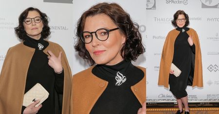 Ilona Felicjańska w luźnej sukience pozuje na ściance podczas wręczania SPA Awards  (ZDJĘCIA)