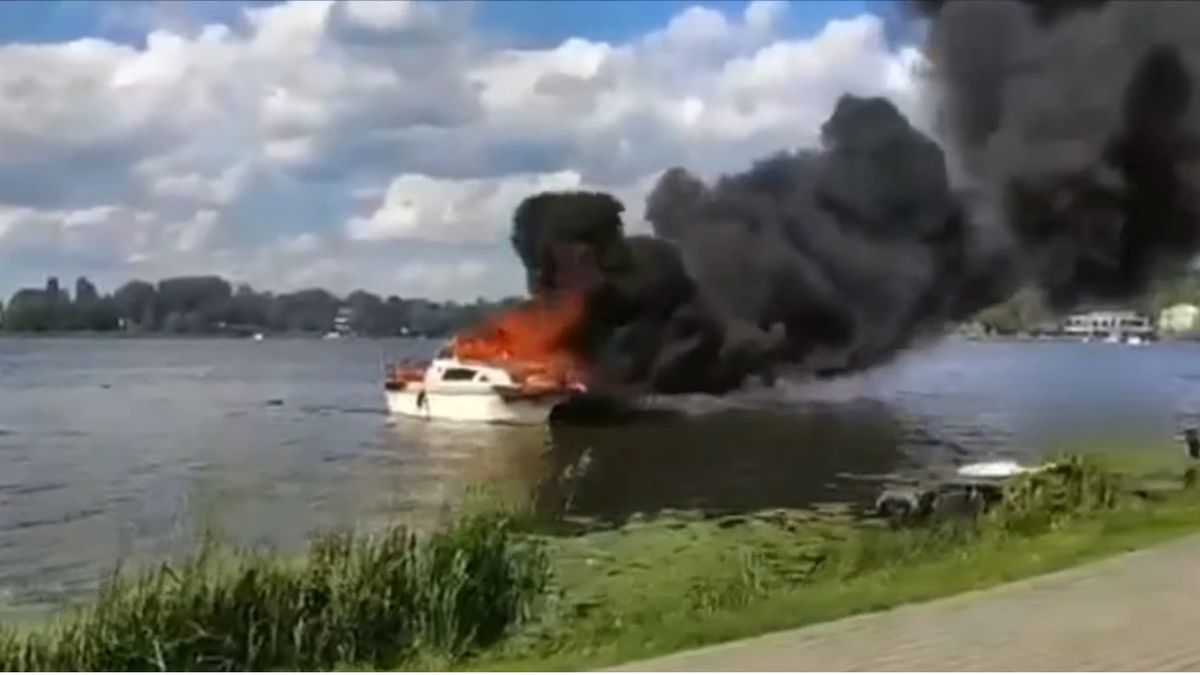 Pożar miał miejsce na Jeziorze Drwęckim w Ostródzie.