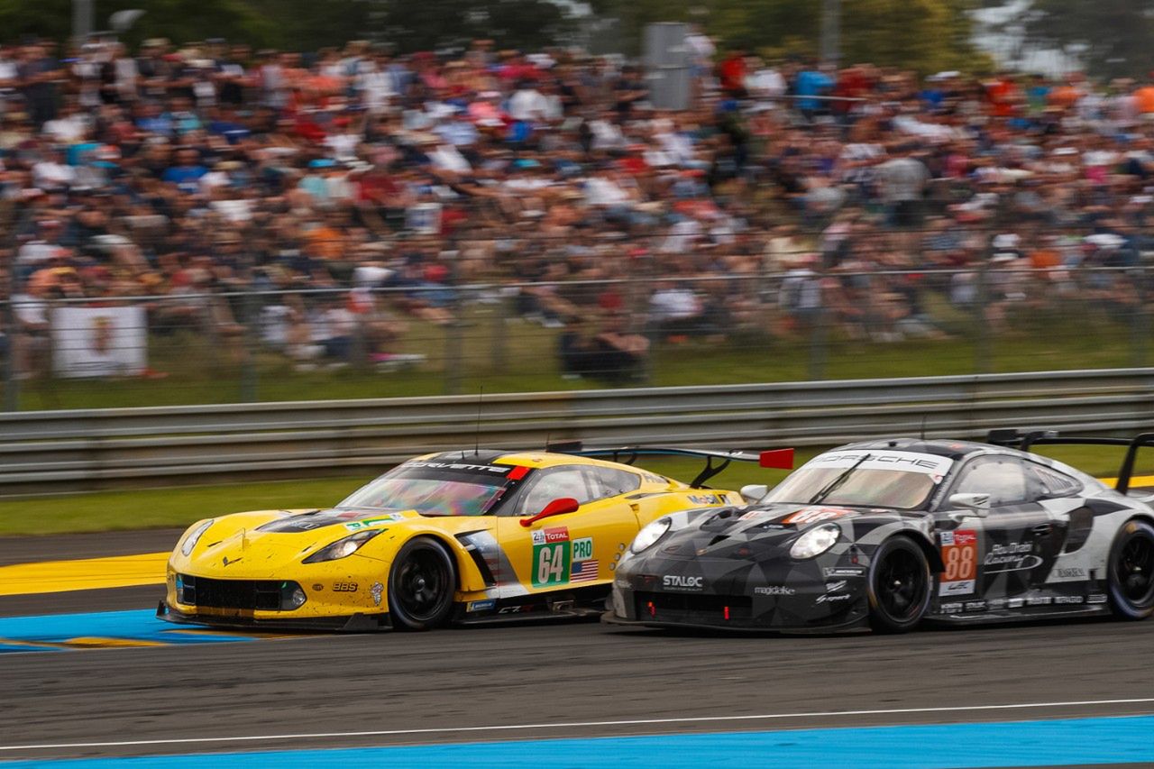 Corvette C7.R i Porsche 911 RSR (fot. GM)