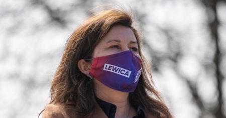 "Sojusz tronu z ołtarzem". Posłanka Lewicy o projekcie ustawy
