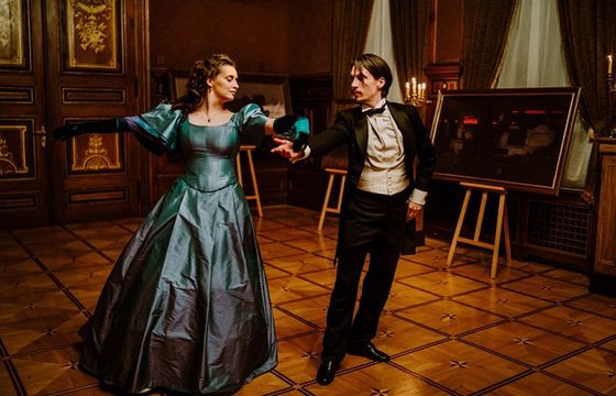 „Nędzarz i madame” od 12 listopada w kinach. Fundacja Lux Veritatis producentem, TVP dystrybutorem (wideo)