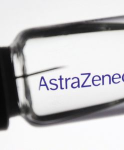 Szczepionka na COVID. AstraZeneca przeprowadzi dodatkowe badania. Przypadkowe odkrycie