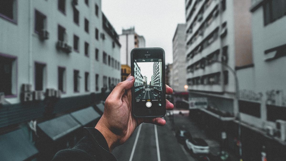 Kto się wstydzi fotografować telefonem? 1