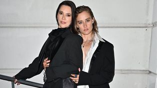 Czułości za kulisami! Katarzyna Zillmann i Janja Lesar zaszalały na Elle Style Awards. Co za romantyczne mizianki