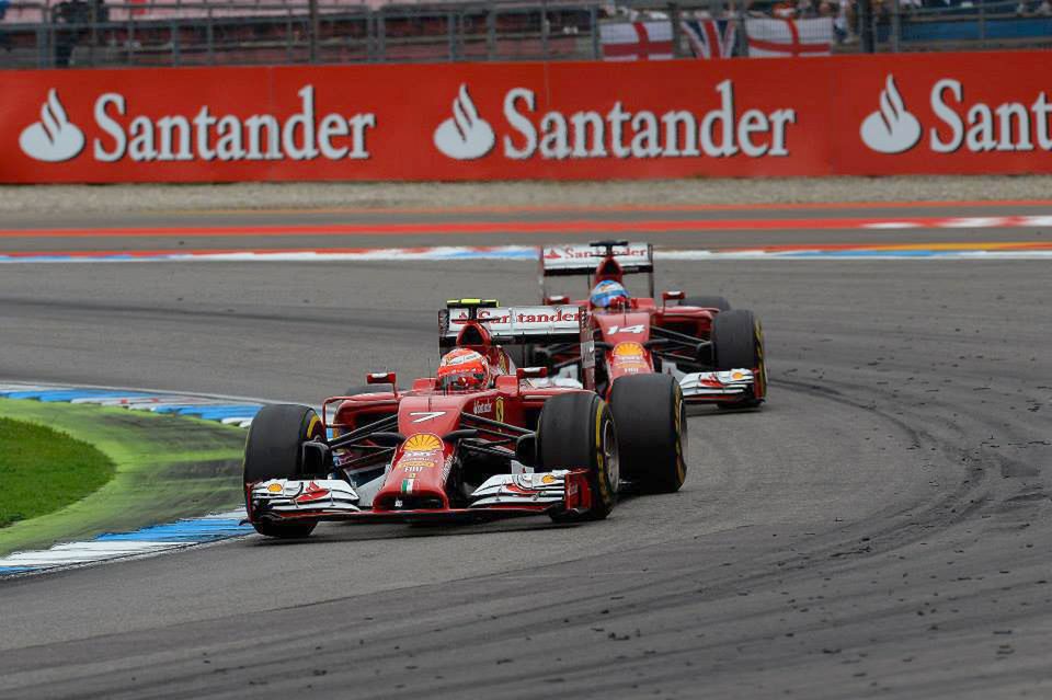 Fernando Alonso chwali Ricciardo i gani Räikkönena