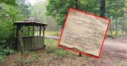 Znaleźli list w butelce. Był pod podłogą leśnej kapliczki
