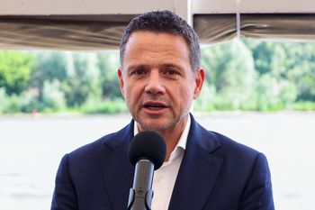 Po Krakowie czas na Warszawę? Policzyli szanse na odwołanie