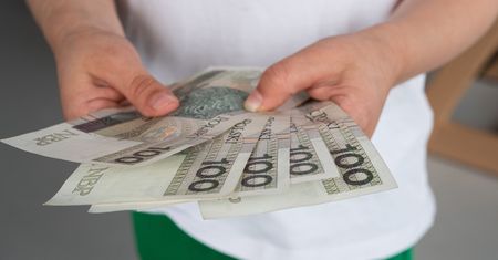 Coraz większe pieniądze krążą po Polsce. Nowe dane