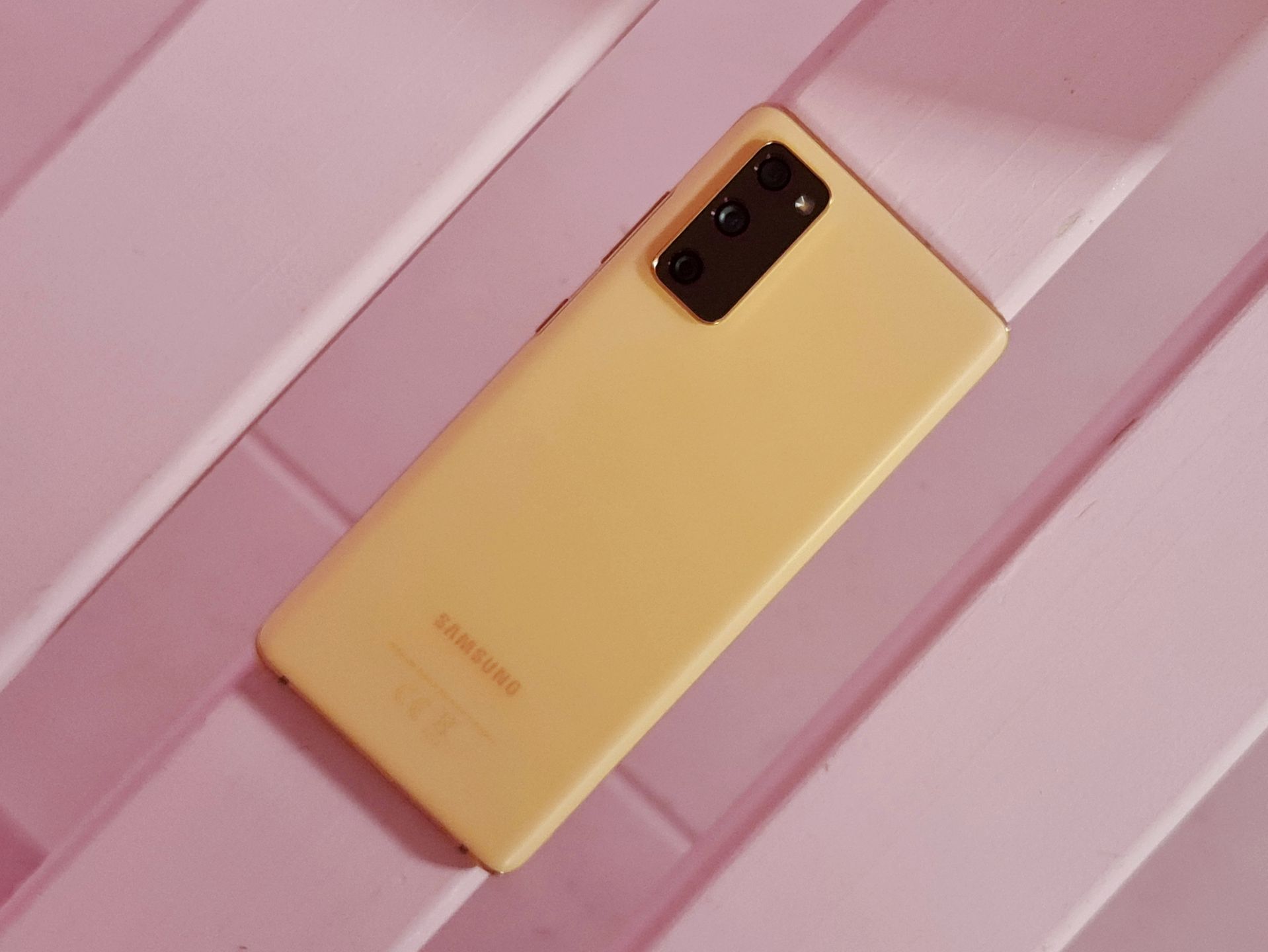 Samsung Galaxy S20 FE to murowany hit. Pierwsze wrażenia i zdjęcia z aparatu 62