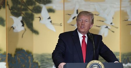 Trump spasował, ale awantura o Huawei dopiero się zaczyna. Jest krytyka wysokich urzędników