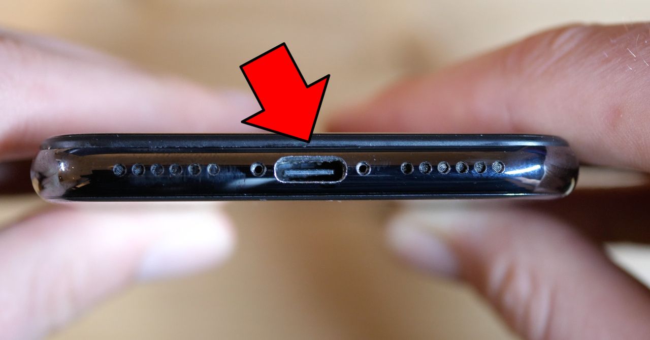 iPhone z portem USB-C trafił do sprzedaży. Chętnych nie brakuje