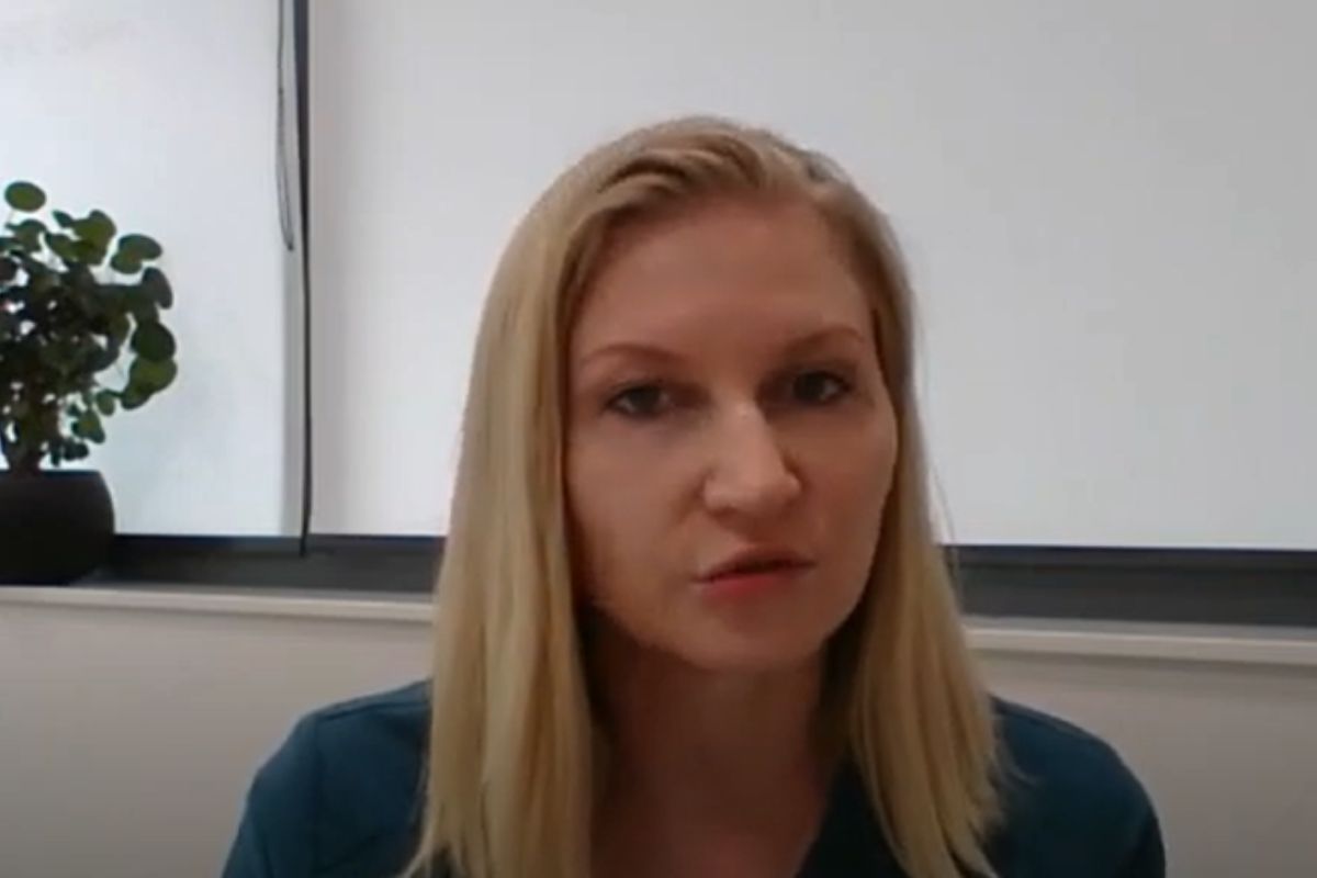 Ekspertka wyjaśnia, co może wpływać na kondycję włosów