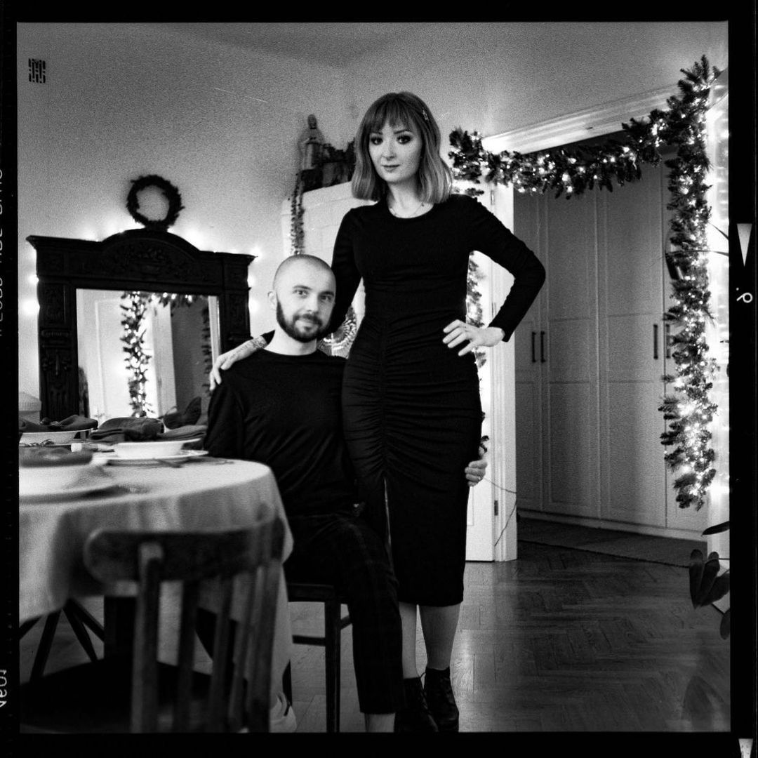 Red Lipstick Monster chwali się efektami odchudzania