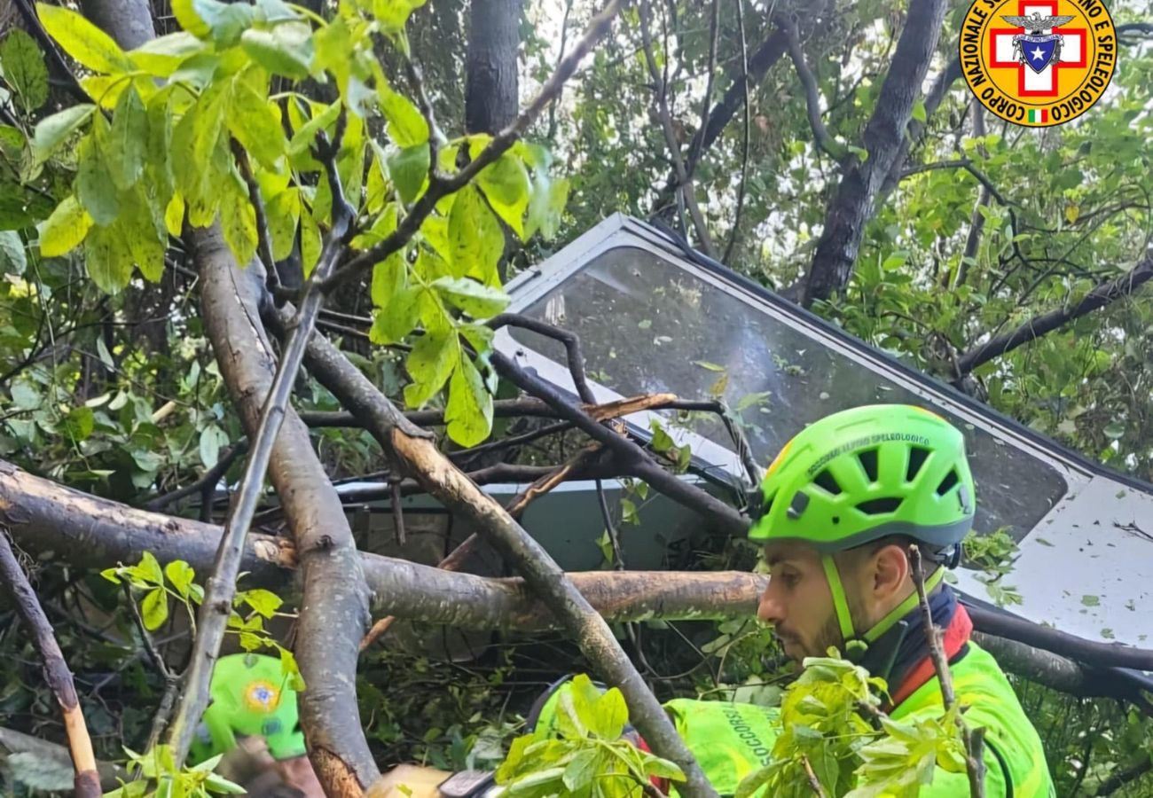Tragiczny wypadek kolejki górskiej. Cztery osoby zginęły
